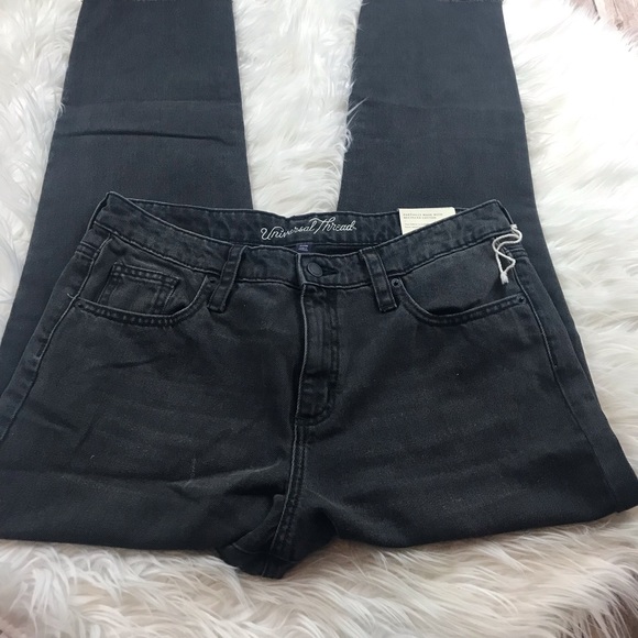 Universal Thread high rise straight leg raw hem - Picture 2 of 7